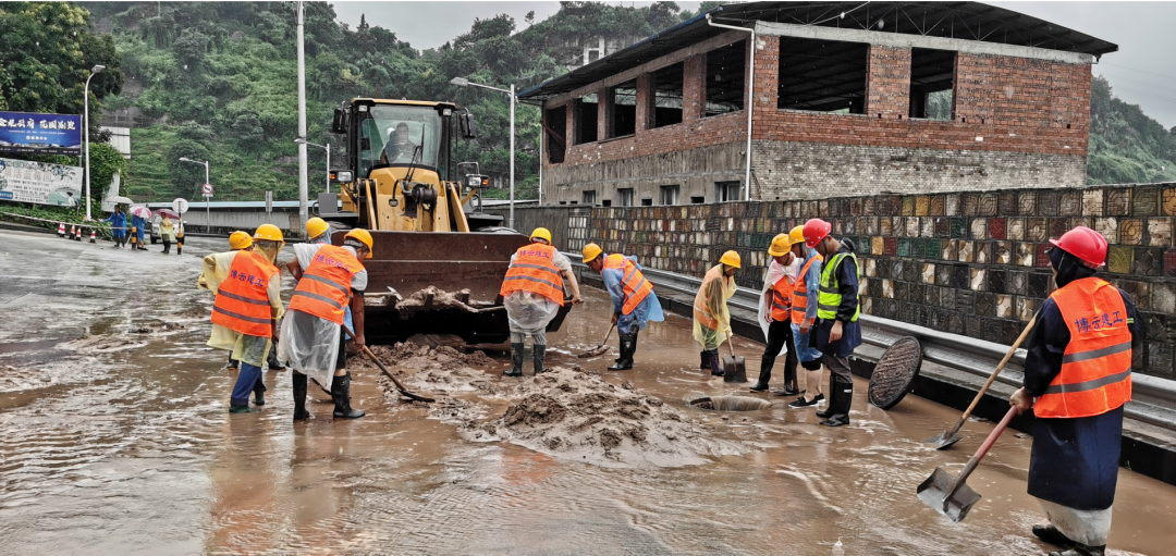 暴雨來襲，博云建工緊急響應參加抗洪搶險工作